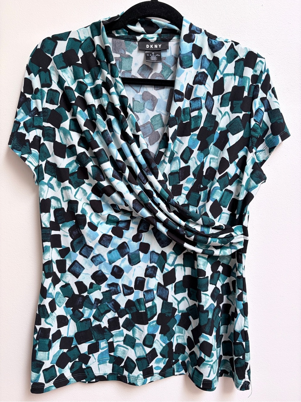DKNY Teal, Aqua & Black Abstract Drape-Front Short Sleeve Top Sz XL